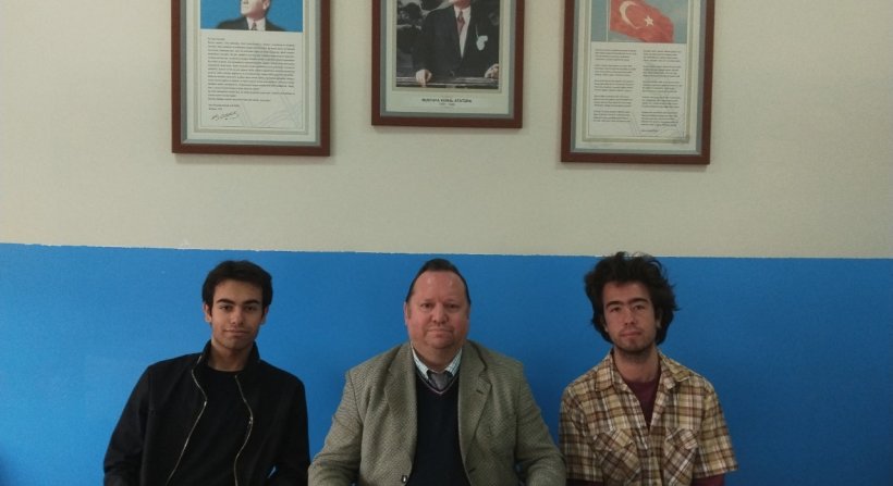 Eskişehir Fatih Fen Lisesi ekibi ‘Münazara Turnuvası’nda birinci oldu

