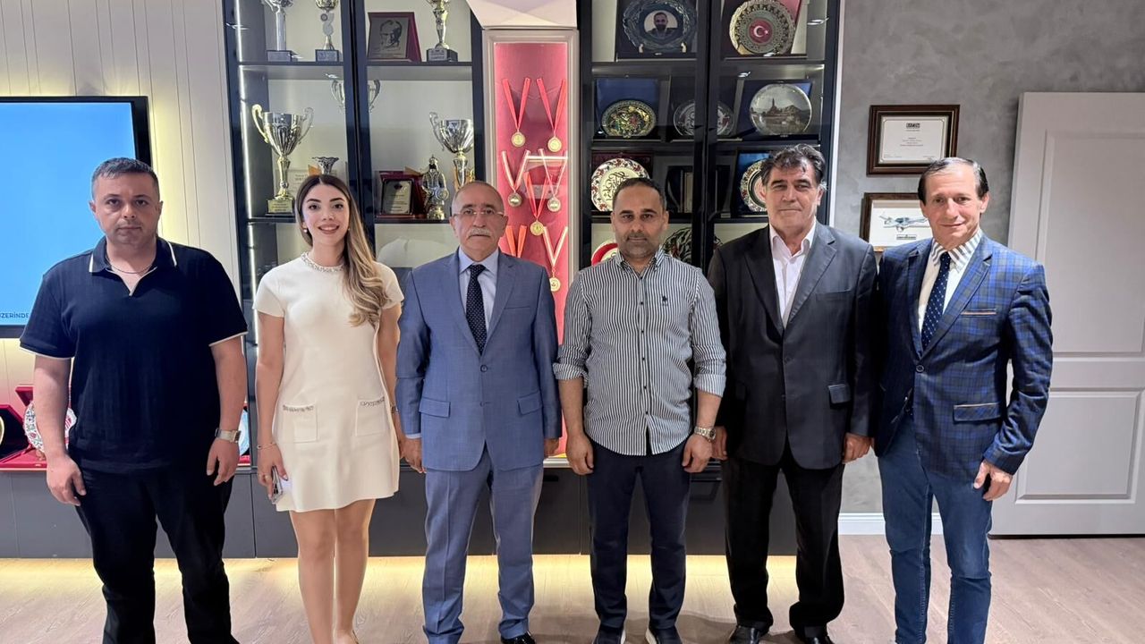 Eyüp Yılmaz Medya 26 Grup’u Ziyaret Etti