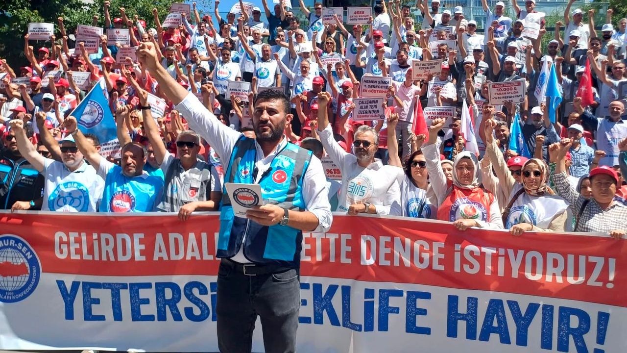 Eğitim-Bir-Sen 4.250 Üyeyle 17. Kez Yetkiyi Aldı