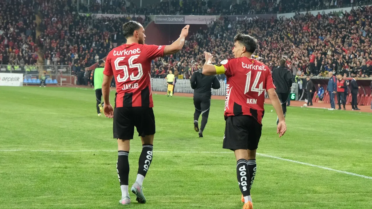 Es-Es'te ayrılık sayısı yükselmeye devam ediyor!