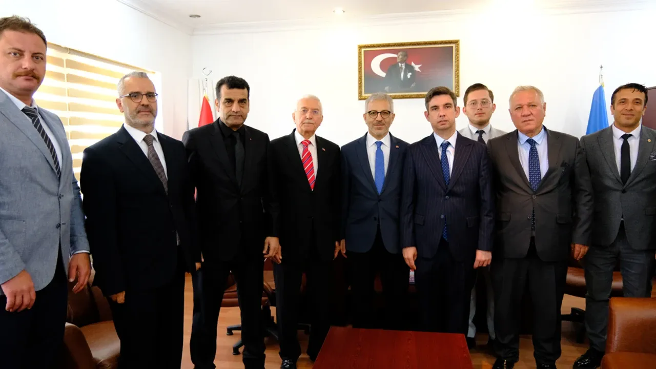 THK Başkanı Prof. Dr. Akın Ünal İnönü’de: "Eğitim Olmazsa Olmazımızdır"