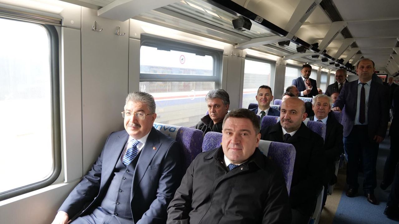 Yunus Emre Anma Haftası için Eskişehir’den protokol hareket etti