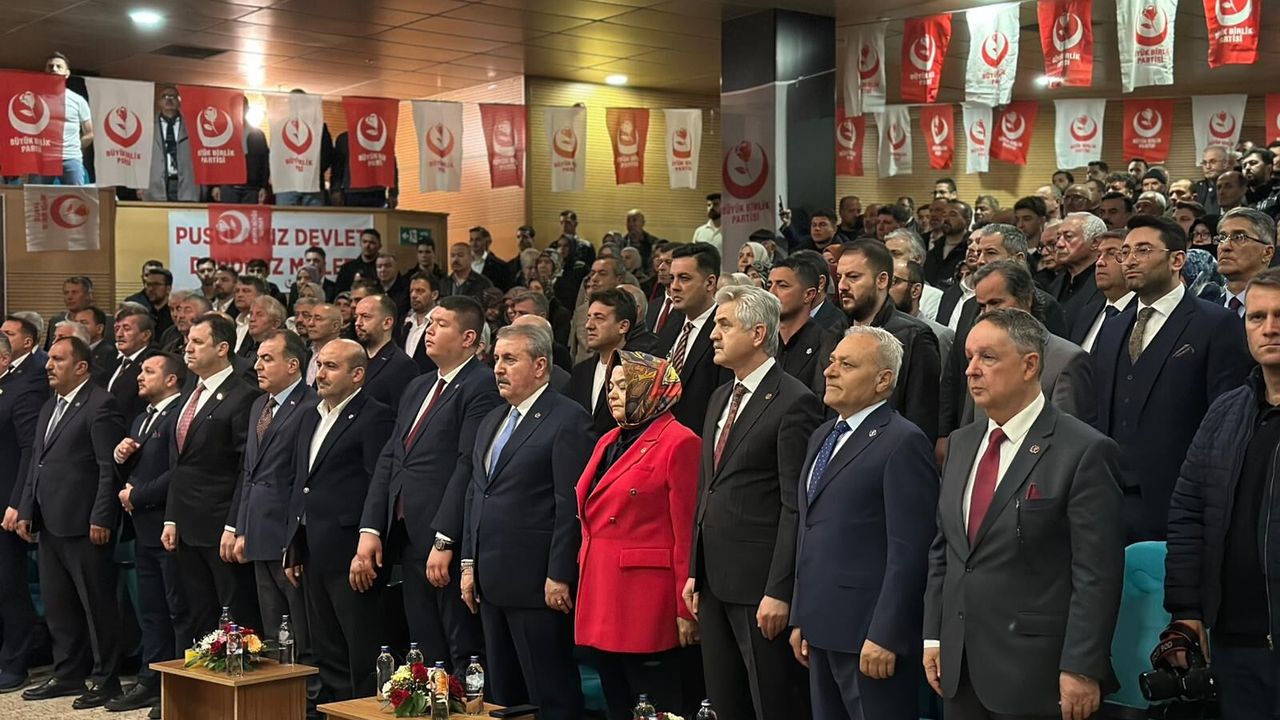 Prof. Dr. Ayşen Gürcan Eskişehir’de Ziyaretler ve Konferanslara Eşlik Etti