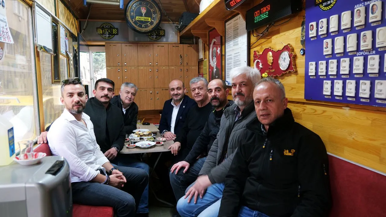 Başkan Albayrak’tan taksici esnafını ziyaret etti