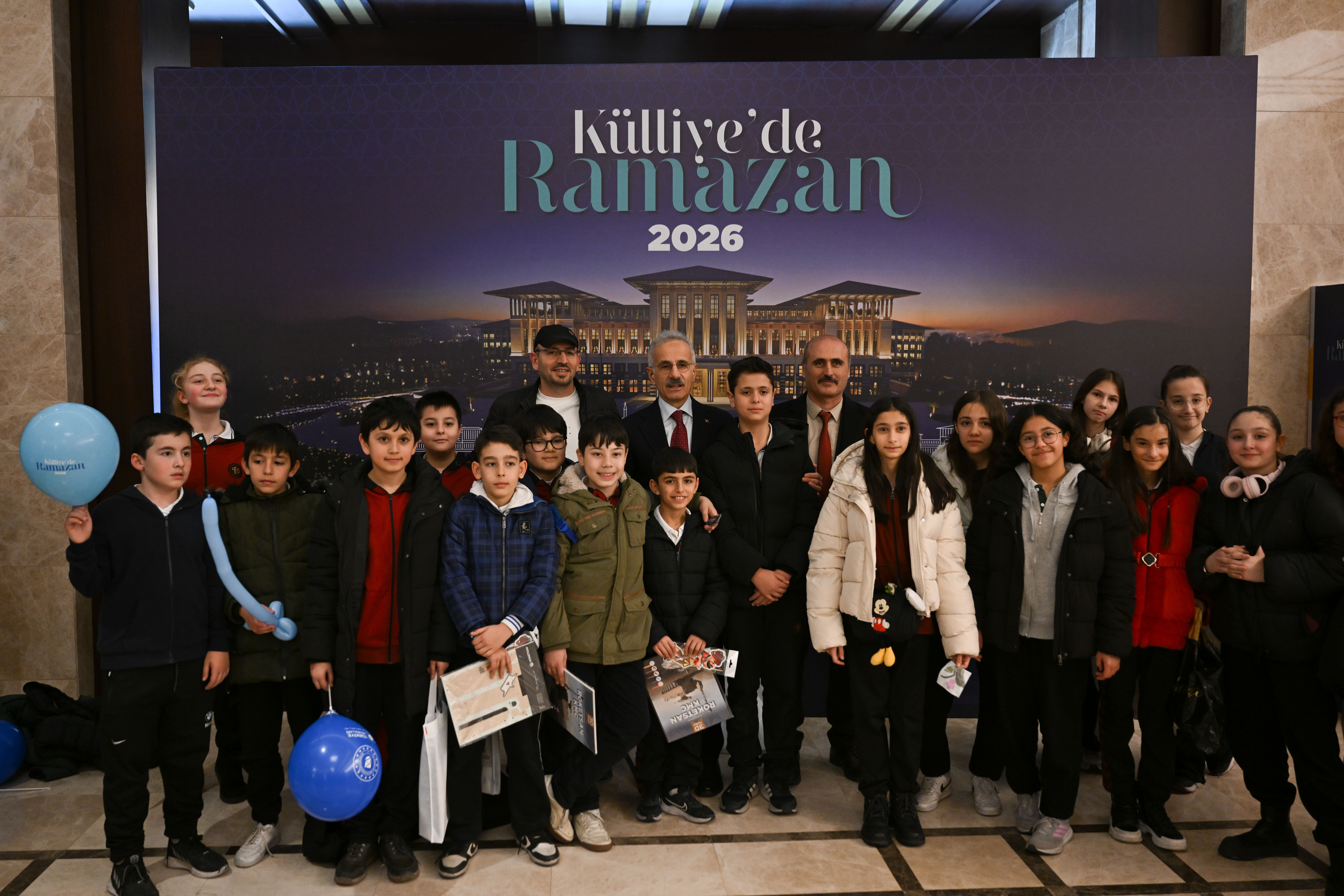 Ulaştırma ve Altyapı Bakanı Uraloğlu, 'Külliye'de Ramazan' etkinliğinde soruları yanıtladı: