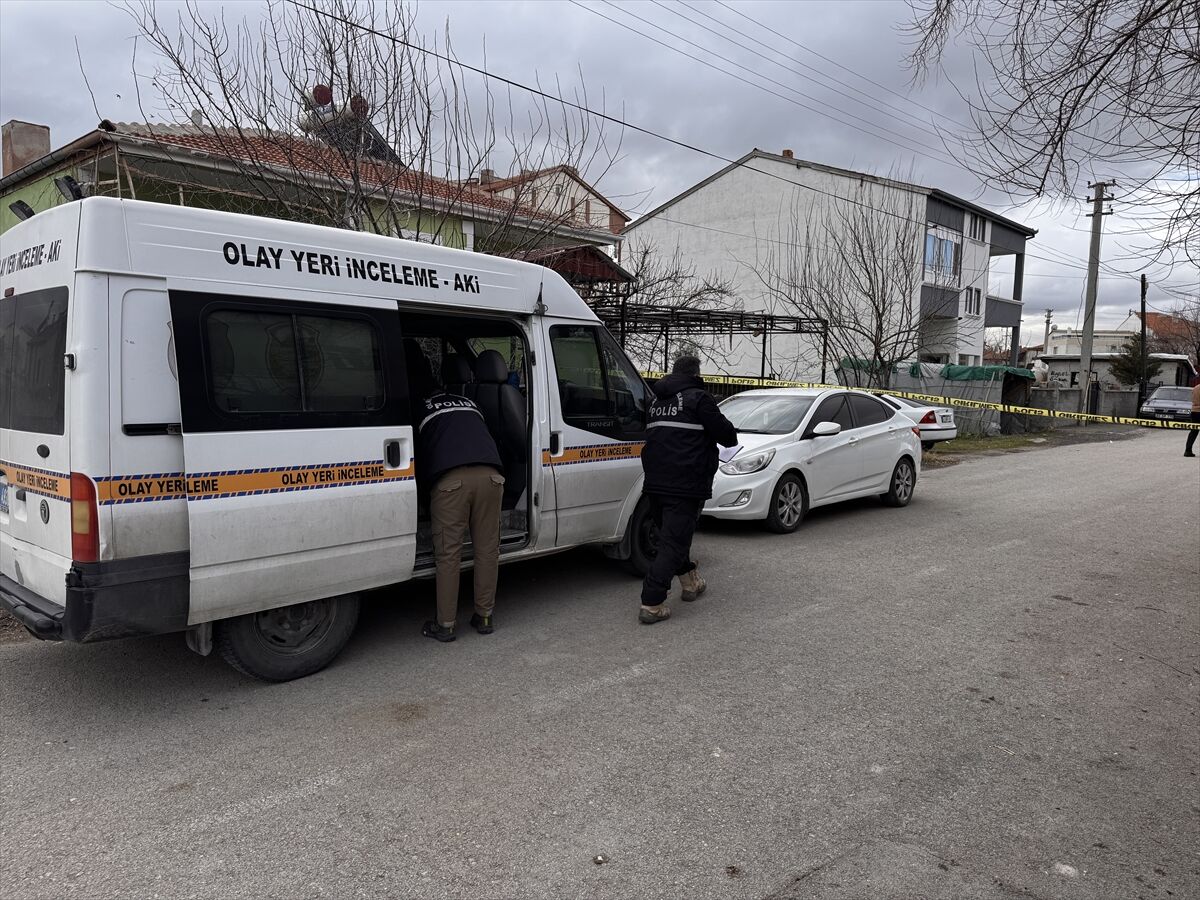 Aksaray'da bir kişi tartıştığı eşini av tüfeğiyle ağır yaraladı