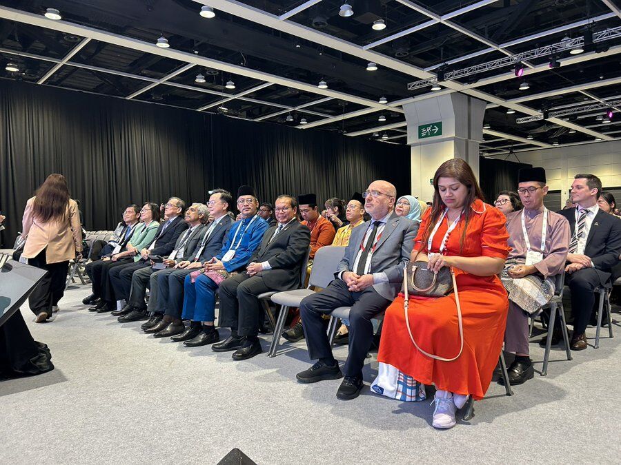 KAYÜ Rektörü Prof. Dr. Karamustafa, Hong Kong'da APAIE uluslararası etkinliğine katıldı