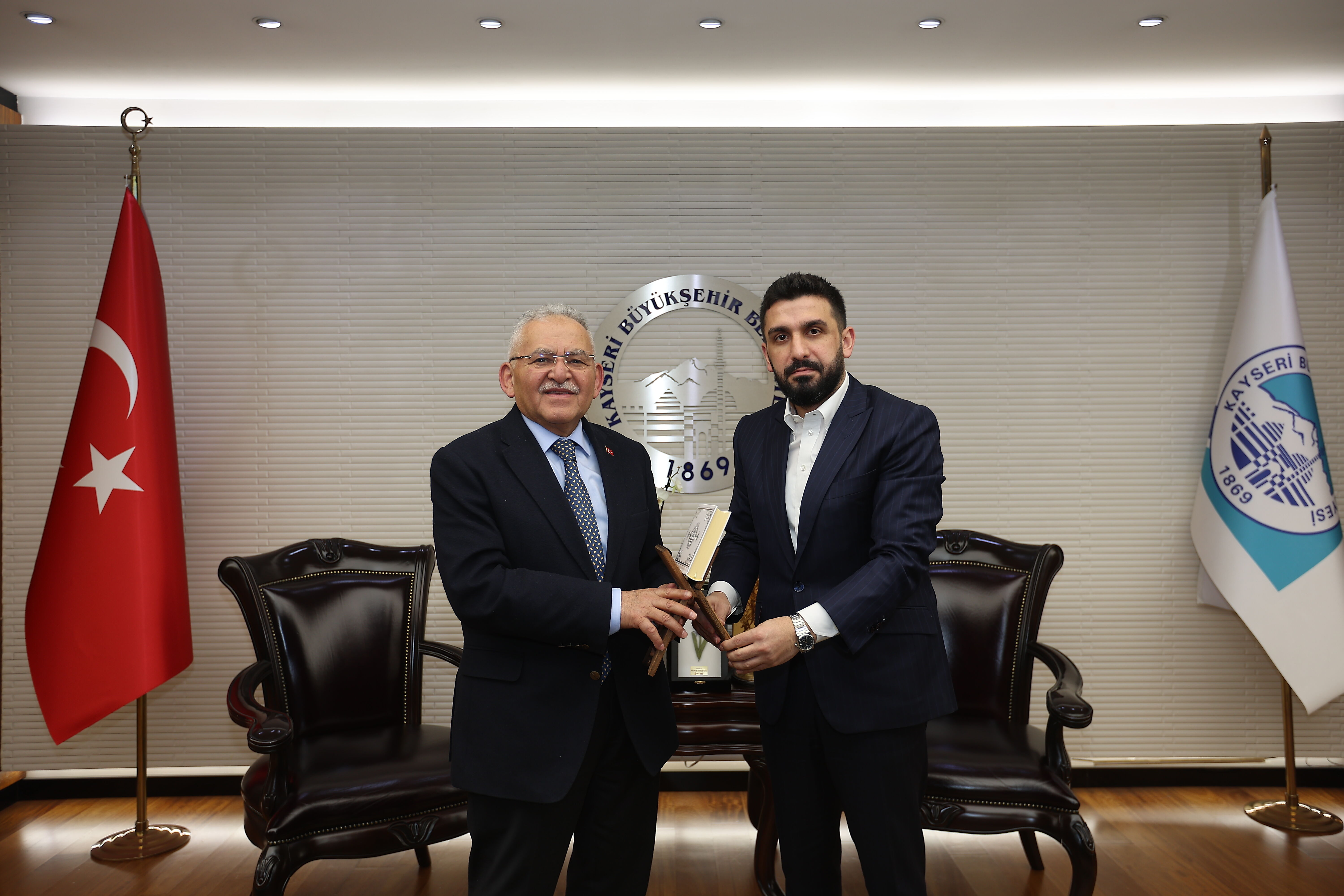 TÜGVA Genel Başkanı Beşinci, Büyükkılıç'ı ziyaret etti