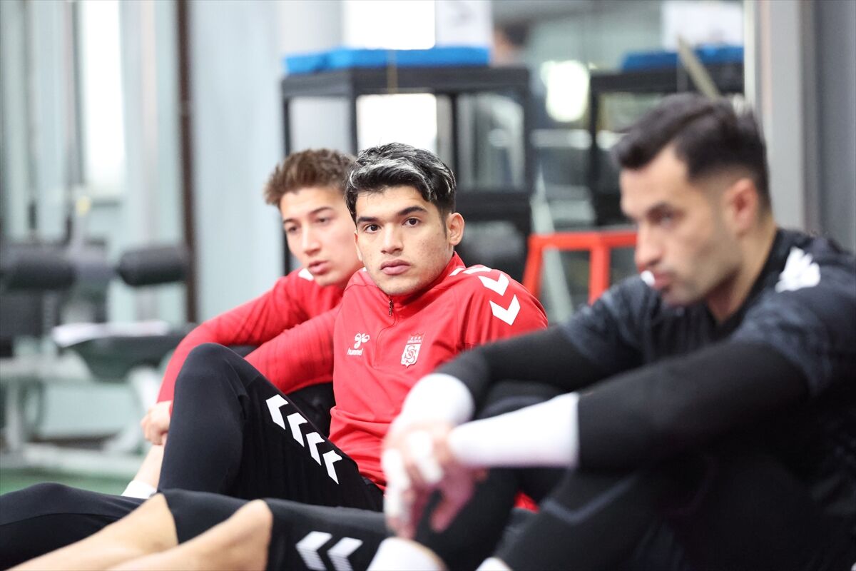 Sivasspor'da Serikspor maçı hazırlıkları başladı