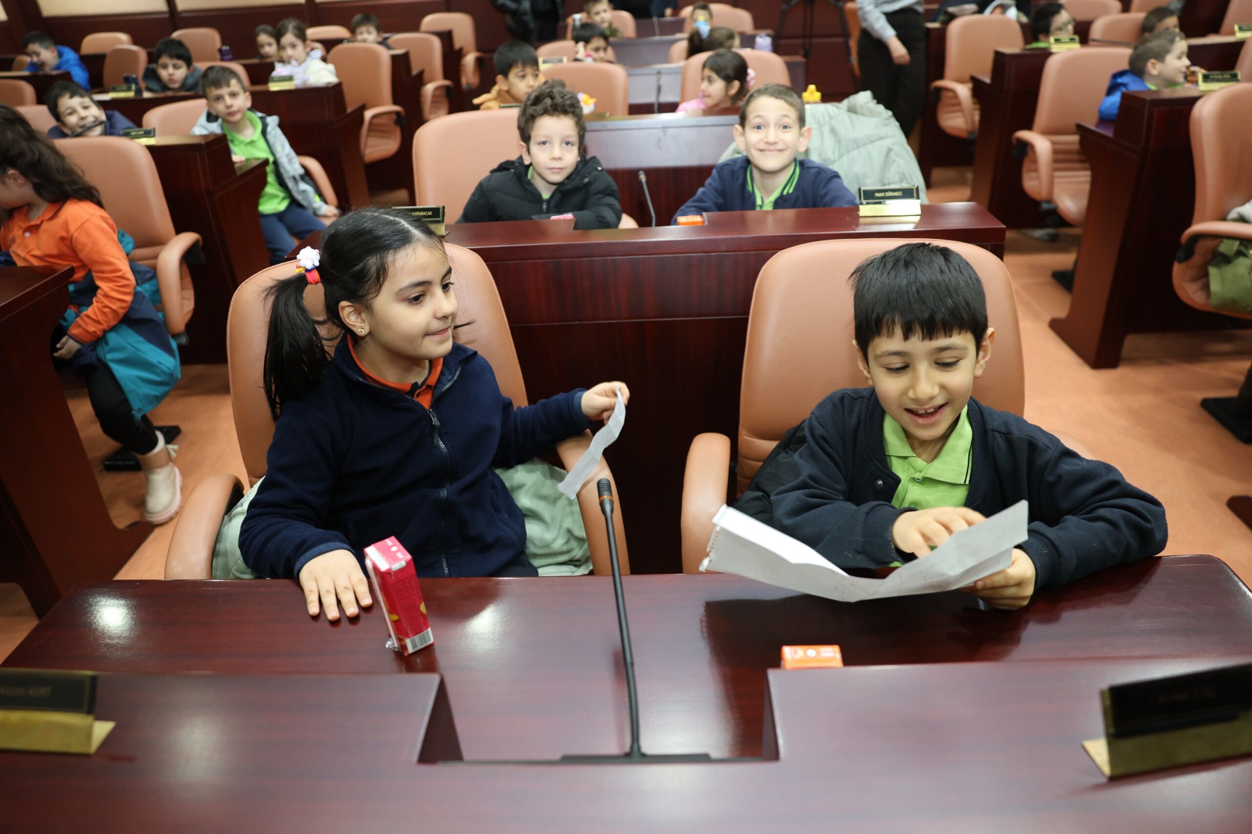 Minikler Başkan Ünlüce'yi ziyaret etti