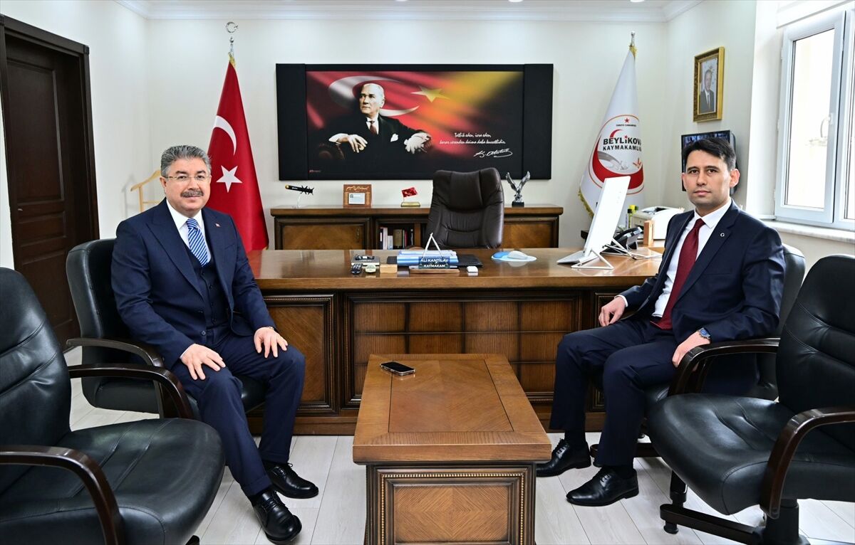 Eskişehir Valisi Yılmaz Beylikova'yı ziyaret etti
