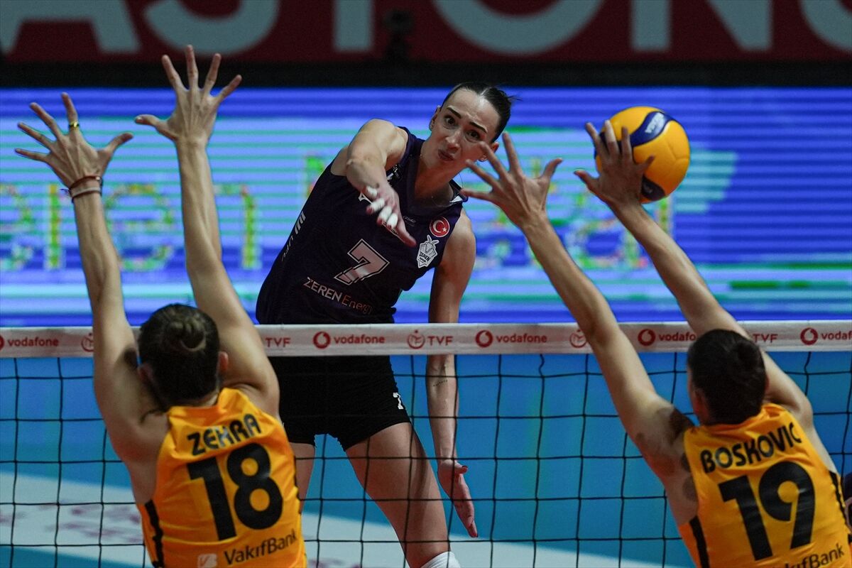 Voleybol: Vodafone Sultanlar Ligi