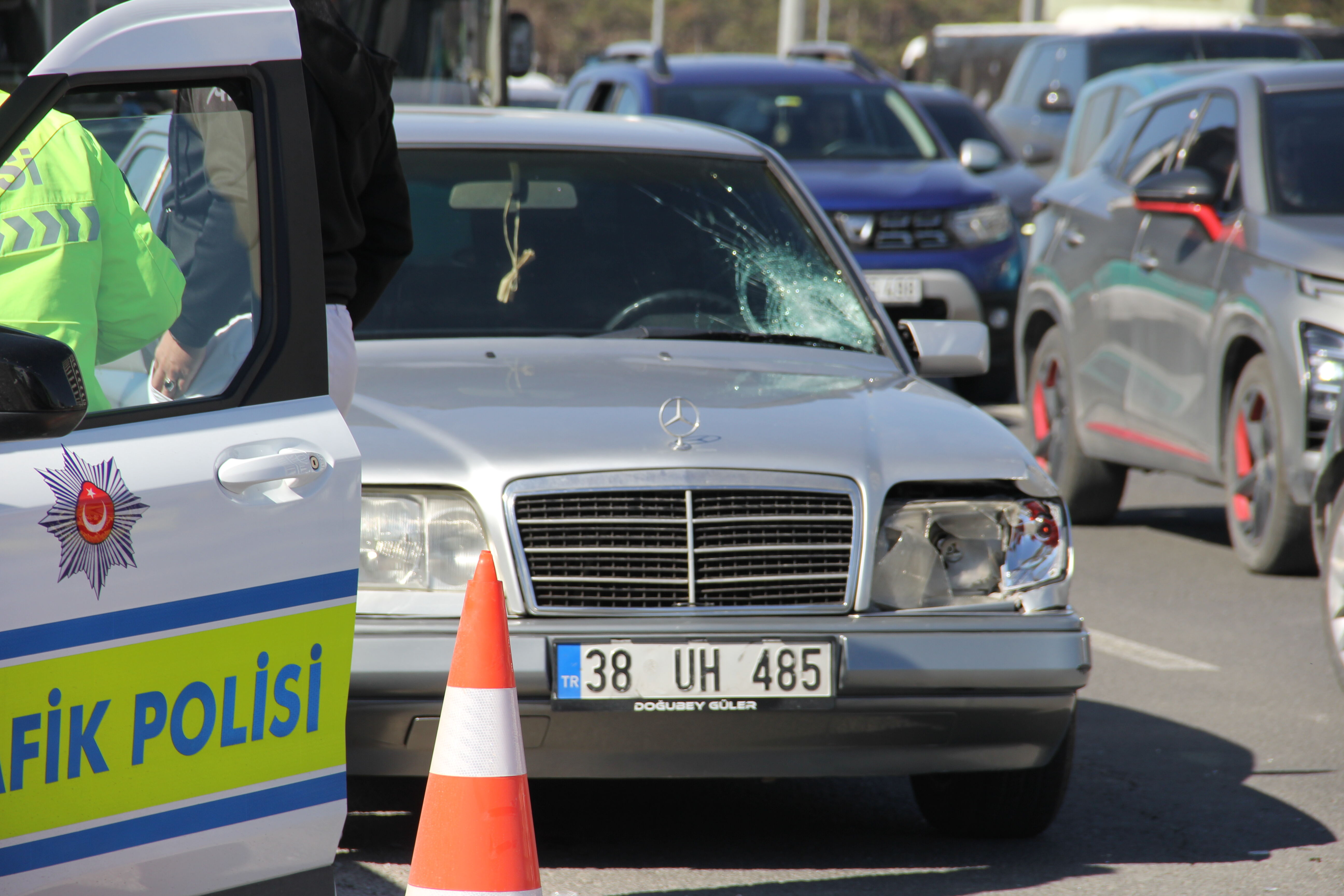 Kayseri'de otomobilin çarptığı çocuk ağır yaralandı