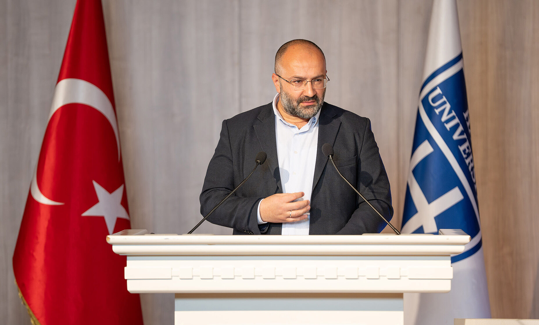Yazar Taha Kılınç Haliç Üniversitesi'nde öğrencilerle buluştu