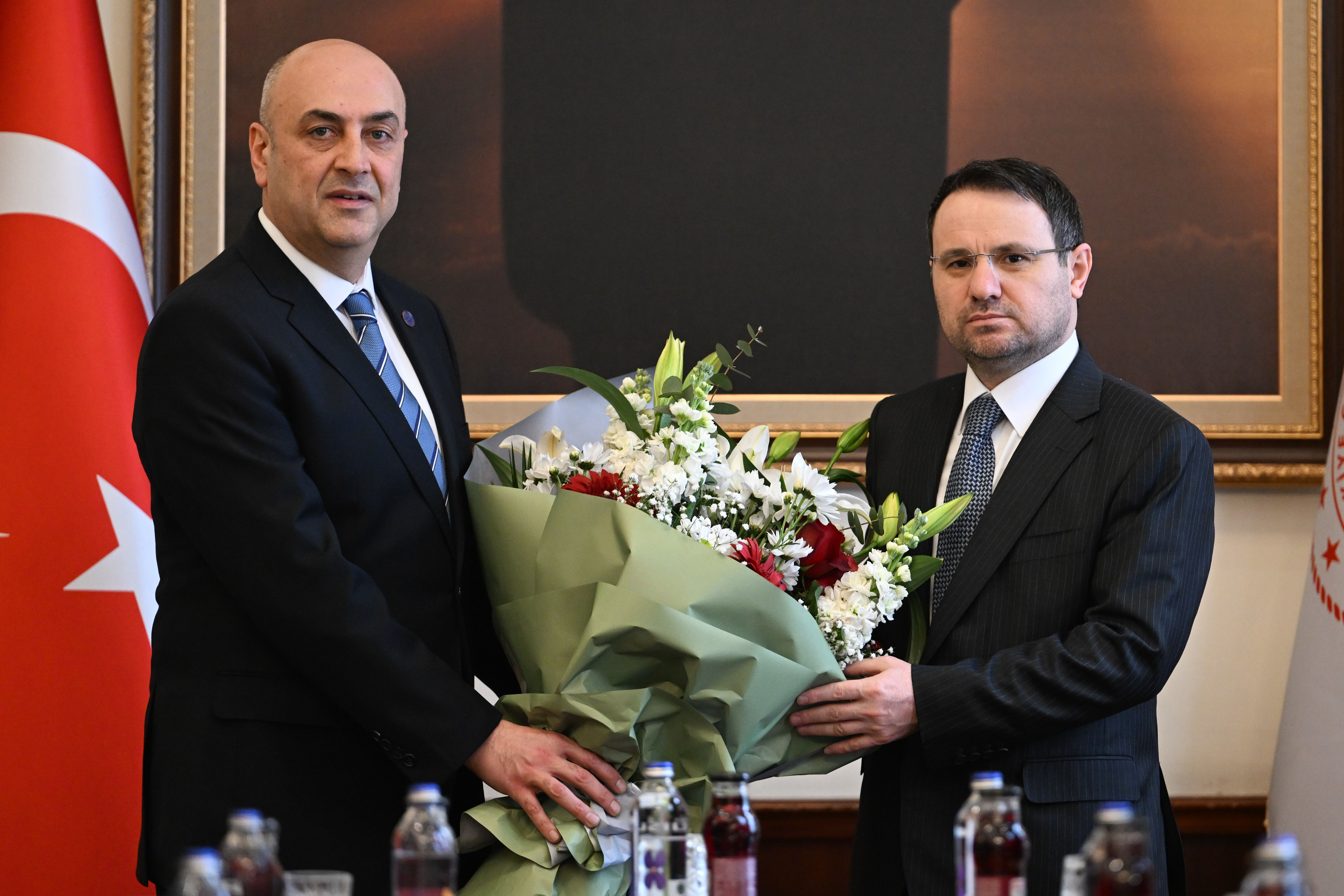 Adalet Bakanı Gürlek, Ankara 2 No'lu Baro Başkanı Ağdemir ve yönetimini kabul etti
