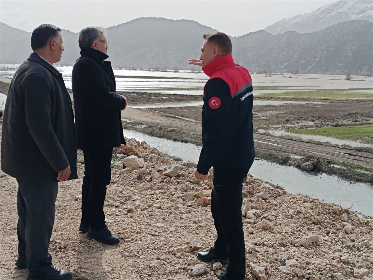 Taşkın yaşanan Gembos Ovası'nda inceleme