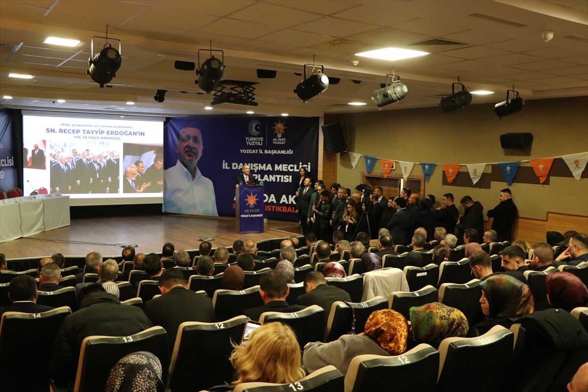 TBMM Başkanvekili Bozdağ, AK Parti Yozgat Daraltılmış İl Danışma Meclisi Toplantısı'nda konuştu: