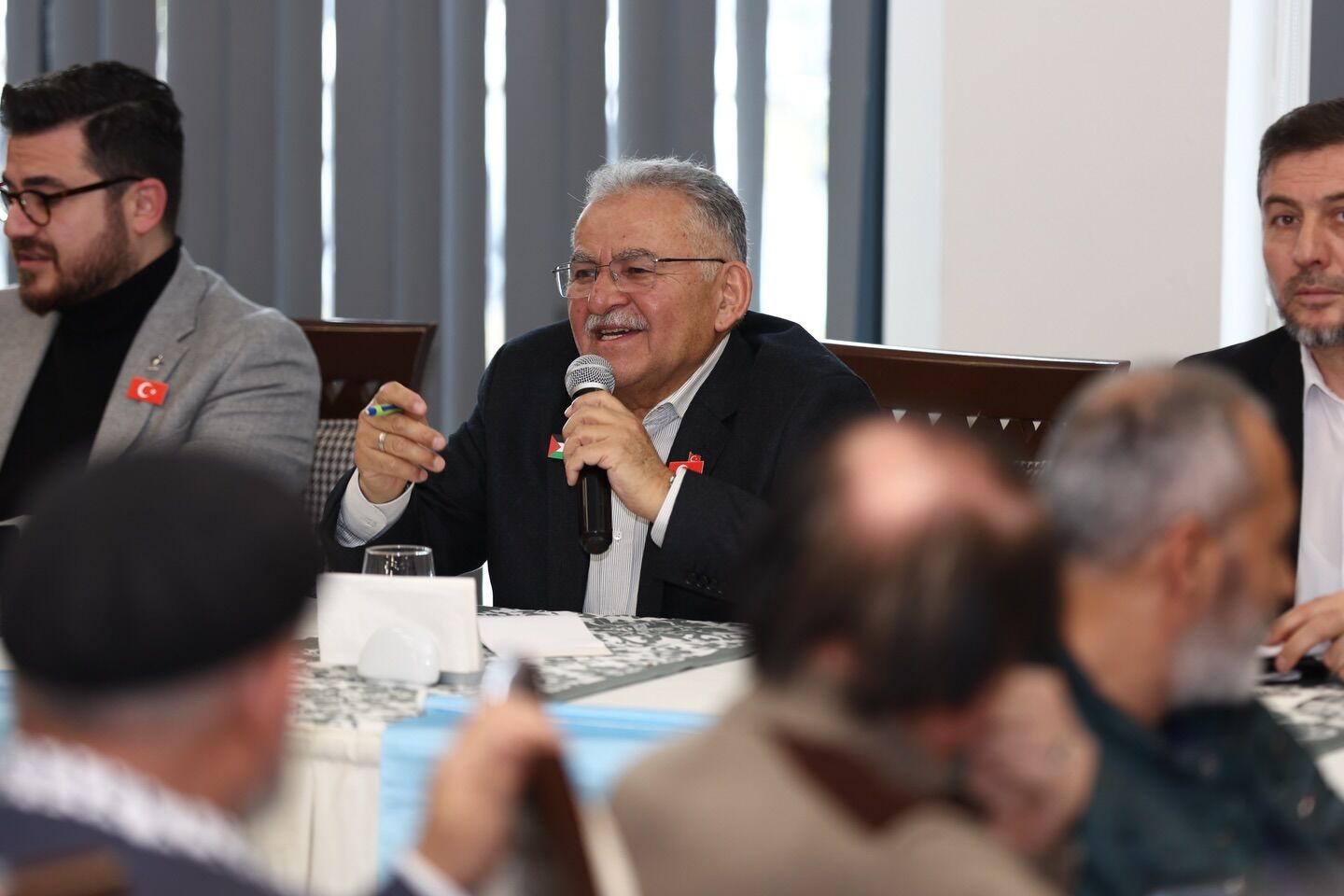 Başkan Büyükkılıç, gönüllü kültür kuruluşlarının temsilcileriyle bir araya geldi