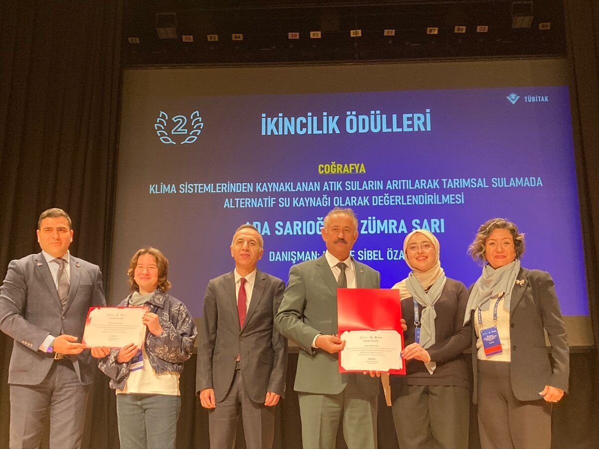 TÜBİTAK Bölge Ödül Töreni Anadolu Üniversitesinin ev sahipliğinde düzenlendi