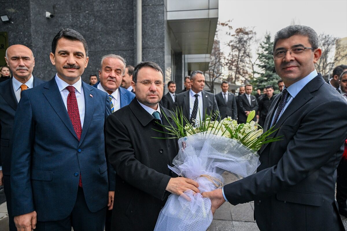 Adalet Bakanı Gürlek, HSK üyeleriyle ilk toplantısını yaptı: