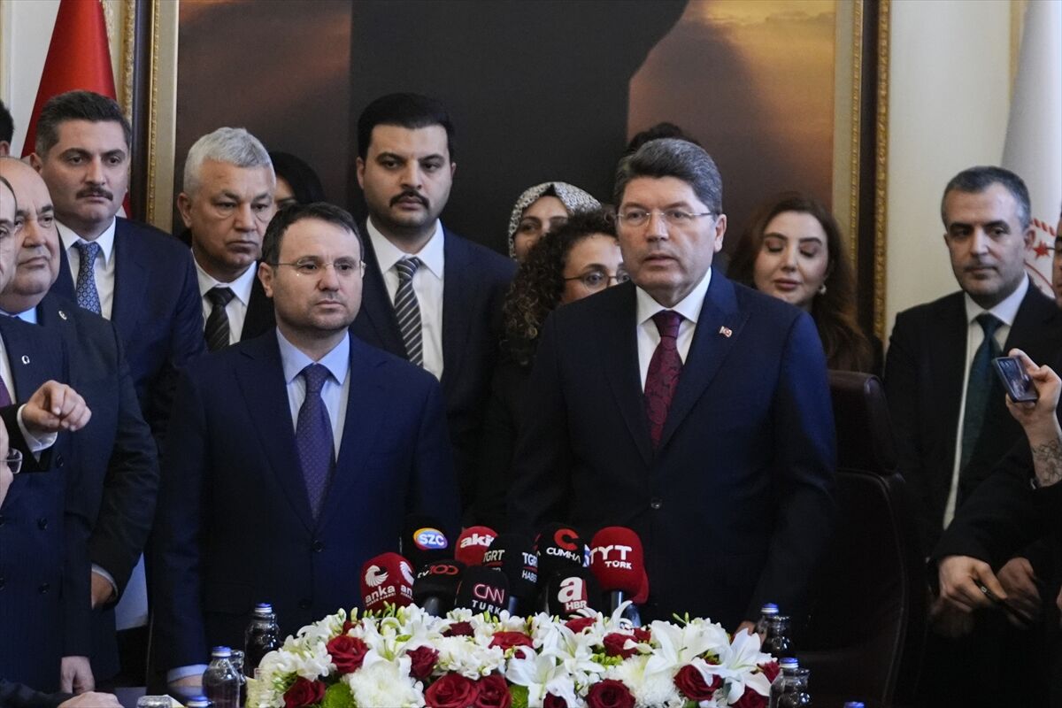 Adalet Bakanlığı'nda devir teslim töreni yapıldı