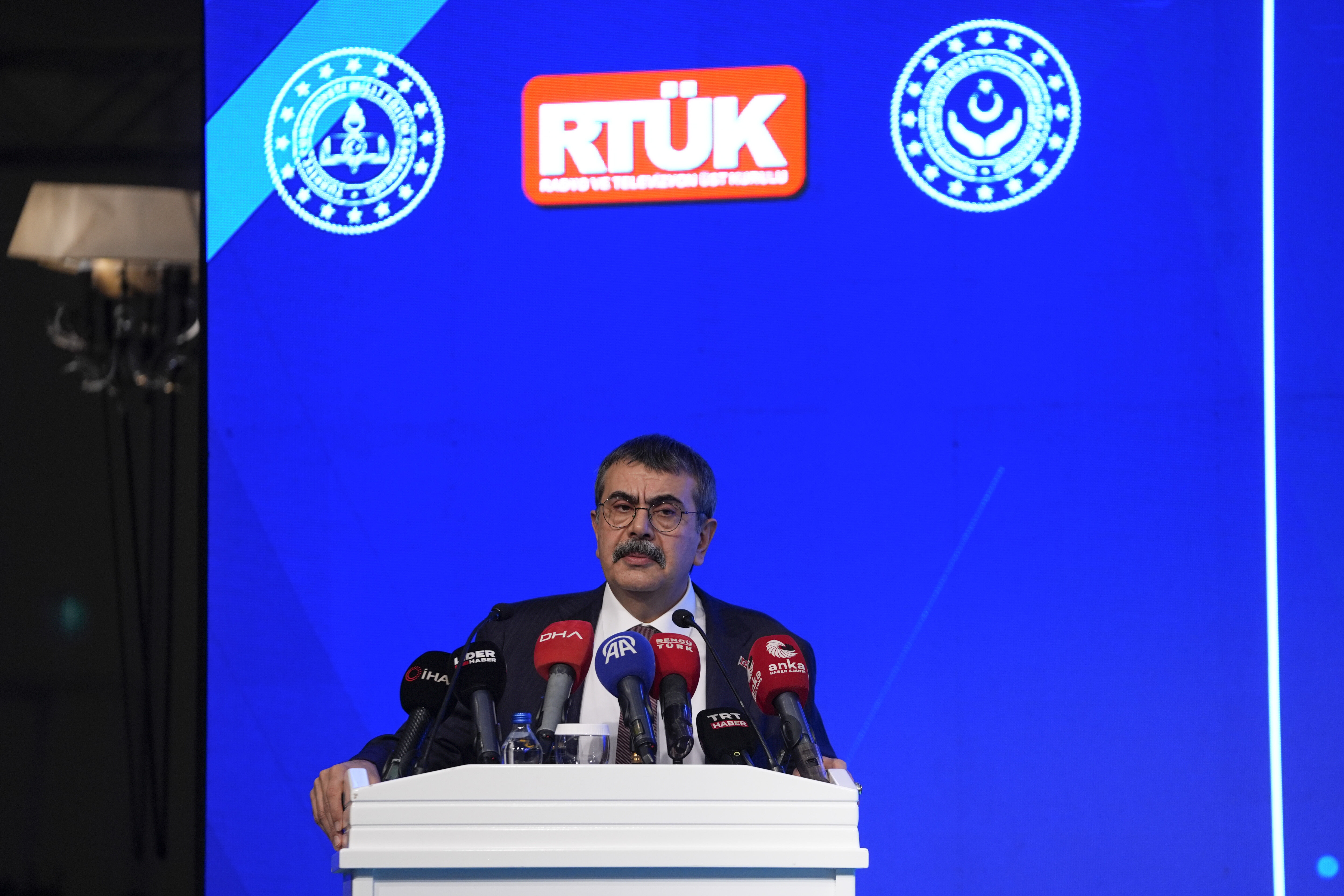Bakan Tekin, 'Siber Zorbalığa Karşı Dayanıklılık ve Empati Odaklı Yaklaşım Çalıştayı'nın kapanışında konuştu: