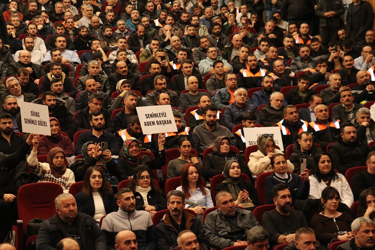 Sivas Belediyesinde en düşük işçi maaşı 50 bin 691 lira olarak belirlendi