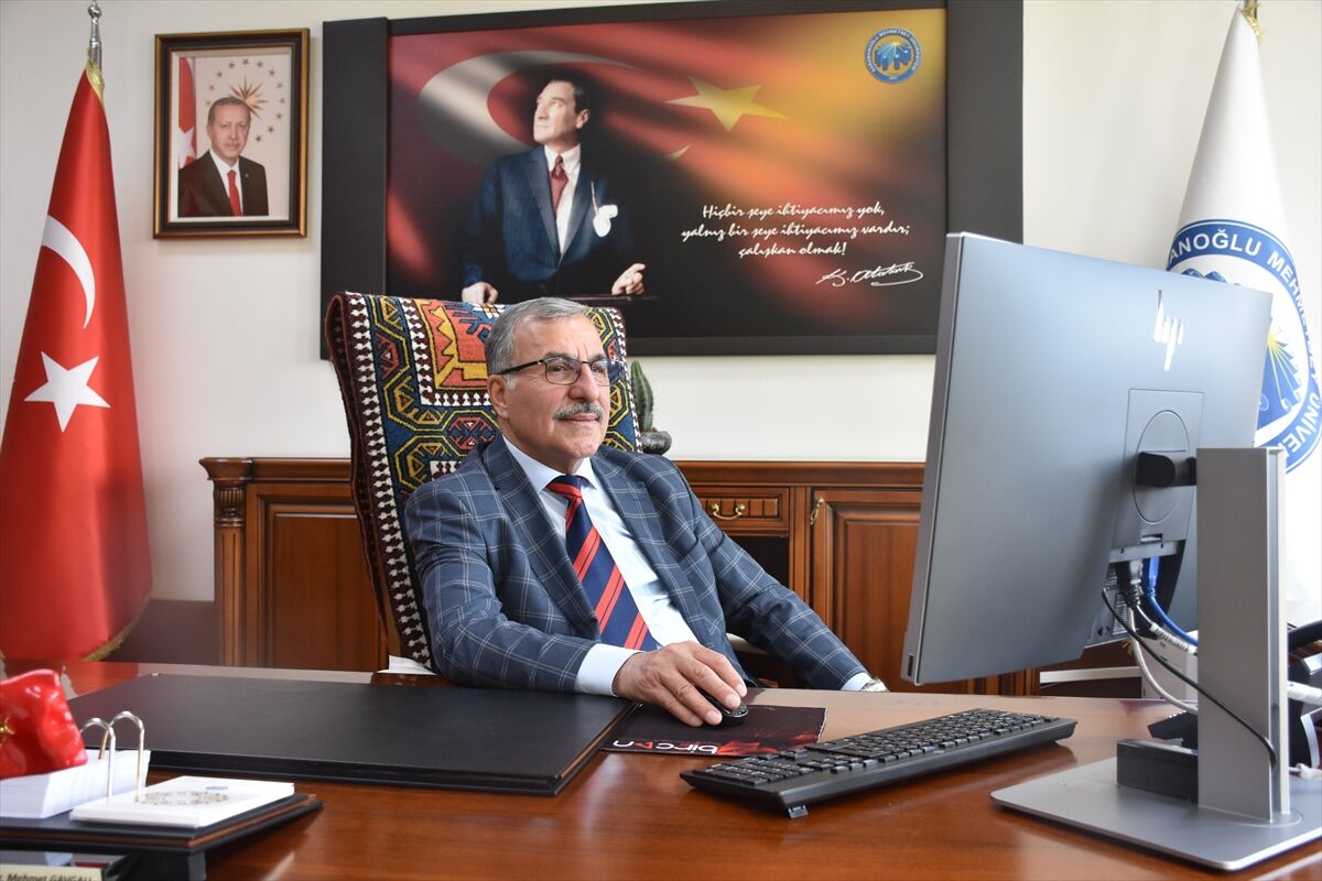 Karamanoğlu Mehmetbey Üniversitesi Rektörü Prof. Dr. Gavgalı, AA'nın 'Yılın Kareleri' oylamasına katıldı