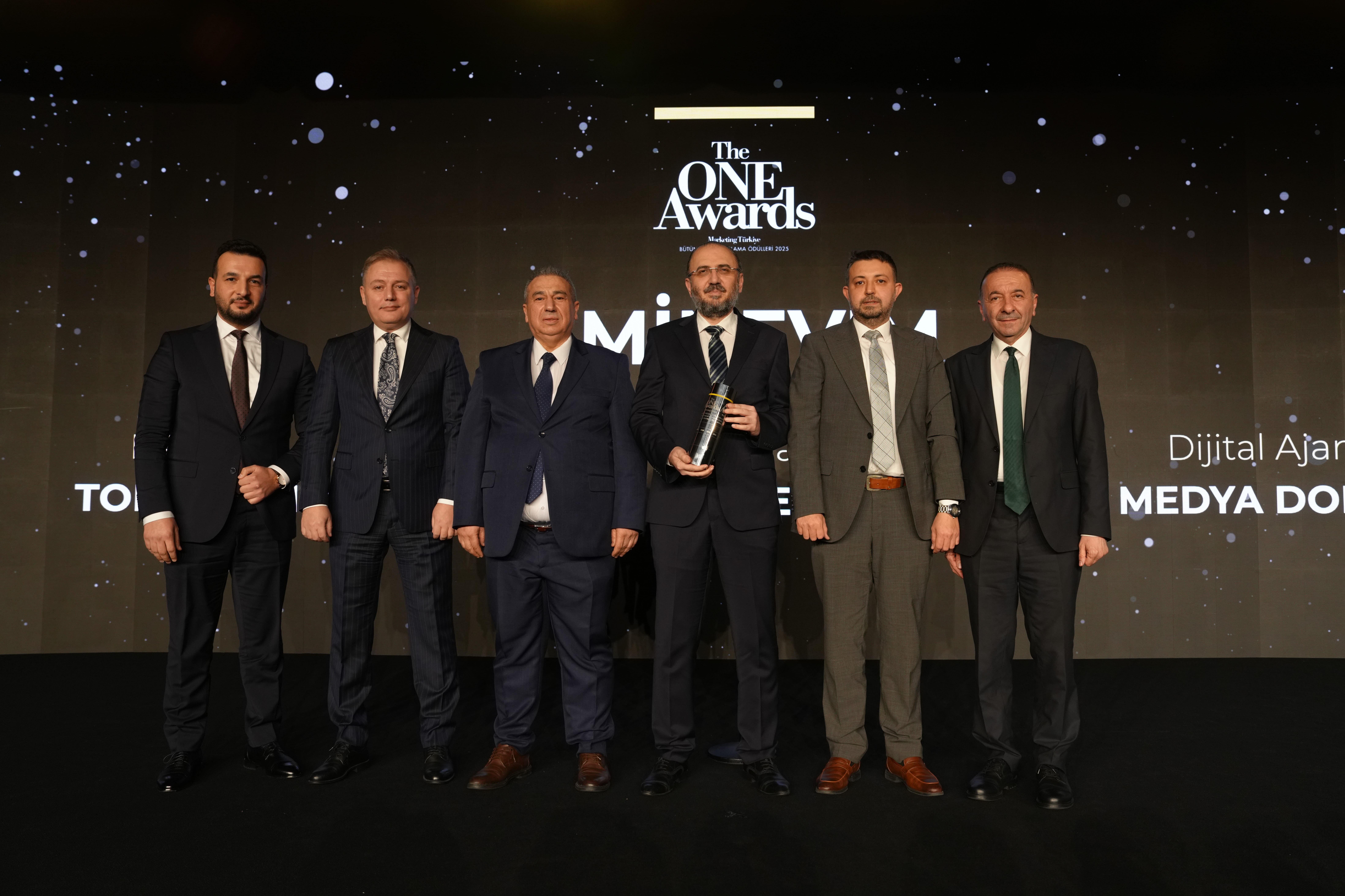 Eminevim'e 'Yılın İtibarlısı' ödülü