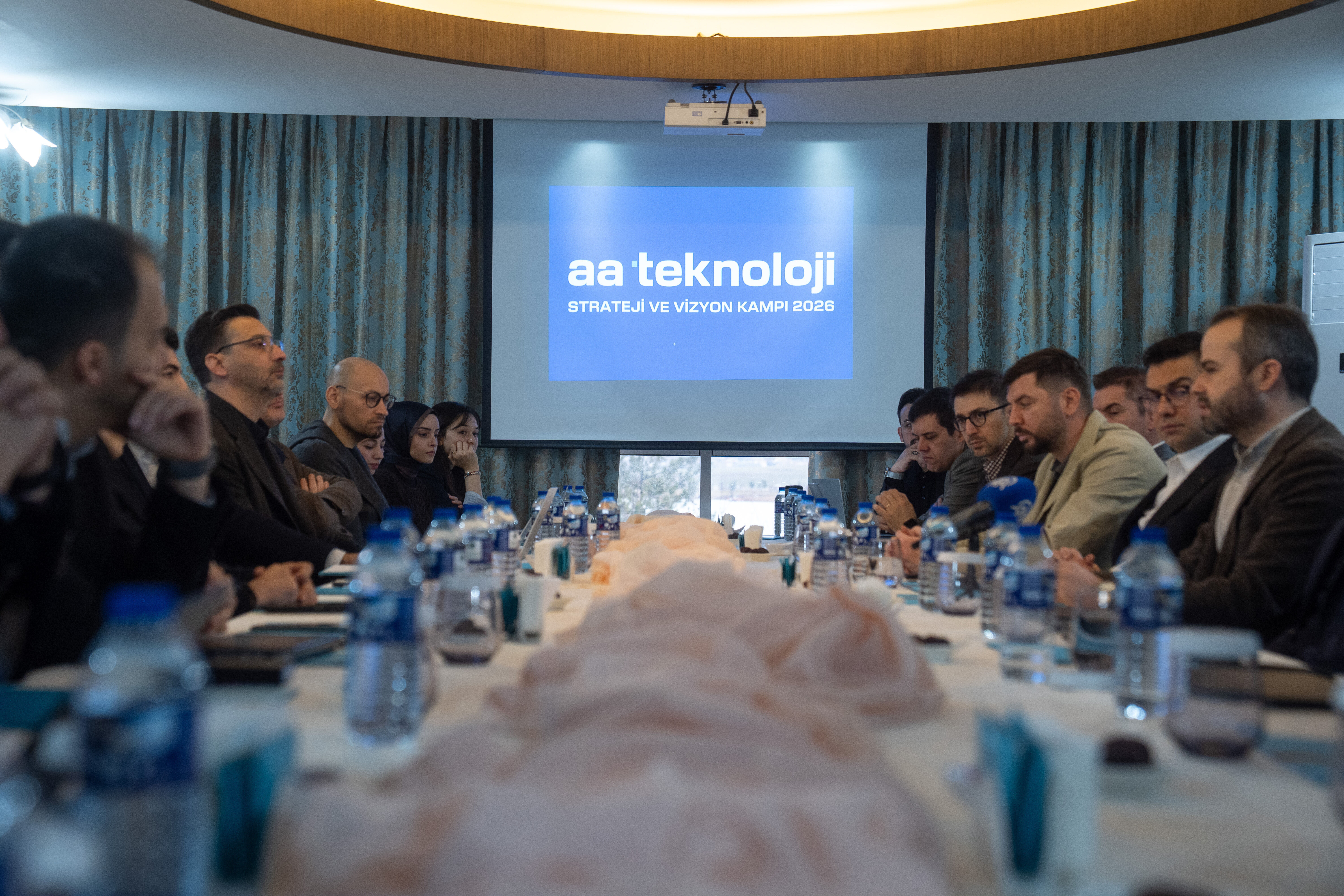 AA Teknoloji 1 yaşında