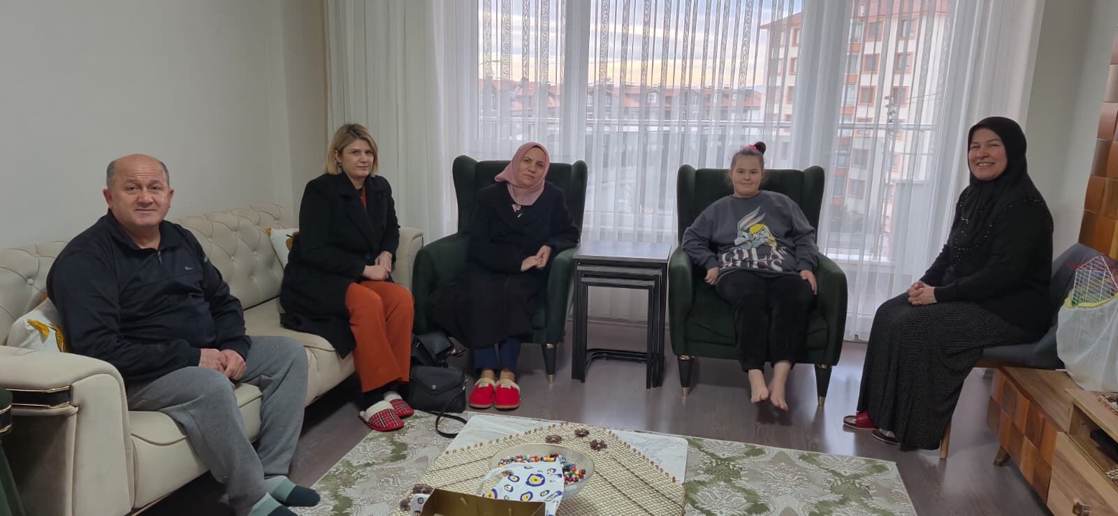 Konya Aile ve Sosyal Hizmetler ​İl Müdürü Topal'dan depremzede ailelere ziyaret