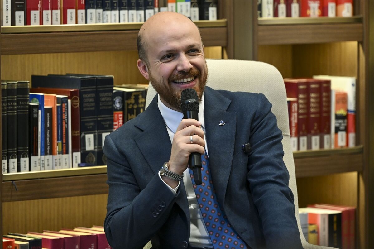 Bilal Erdoğan, 'Kütüphane Sohbetleri' programına konuk oldu: