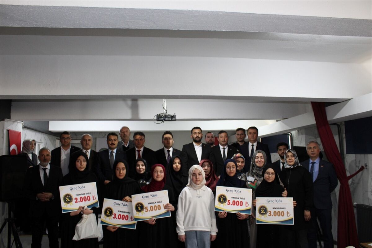 Yıldızeli'nde hafızlık yarışması düzenlendi