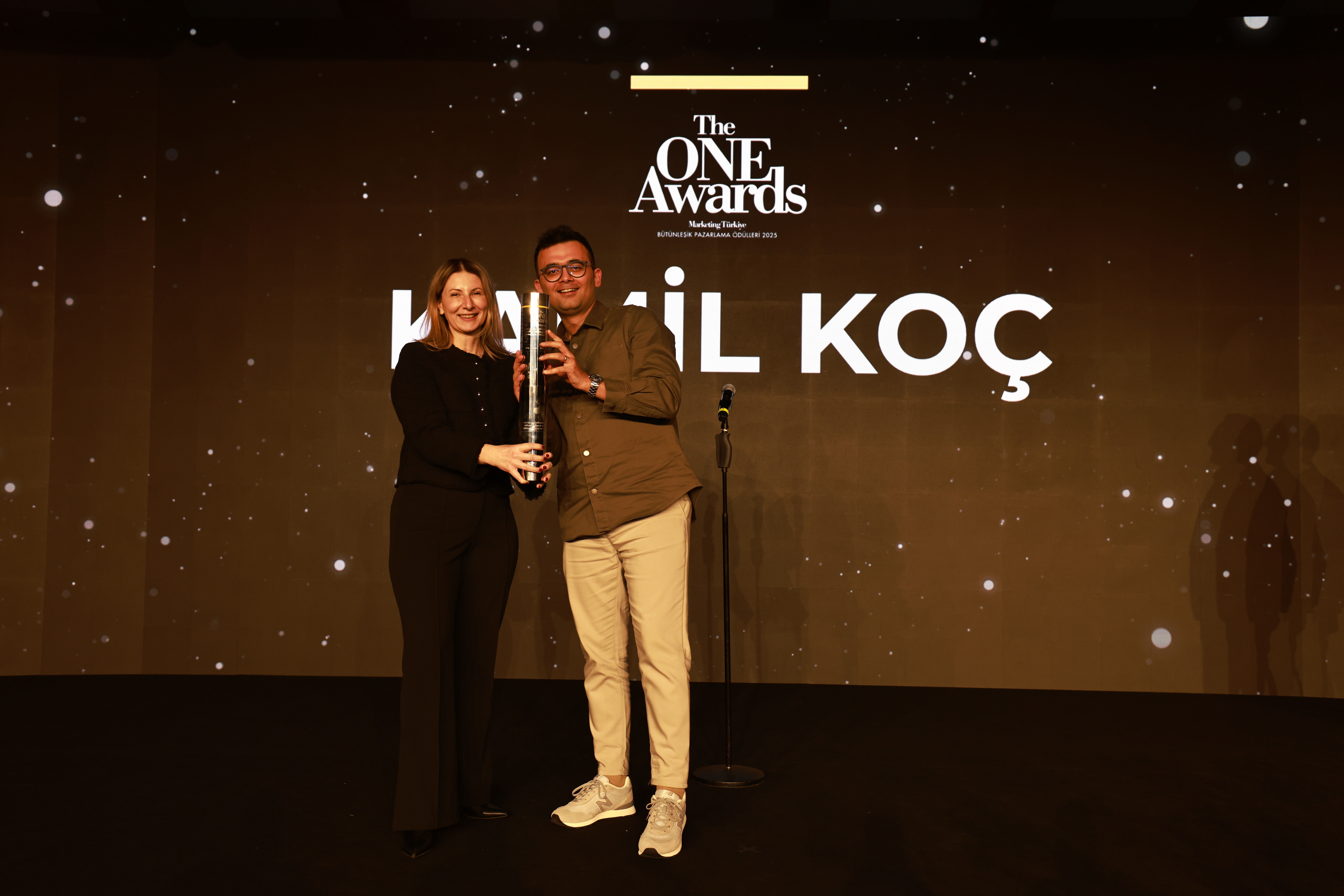 Kamil Koç 'Yılın İtibarlısı' ödülünü kazandı