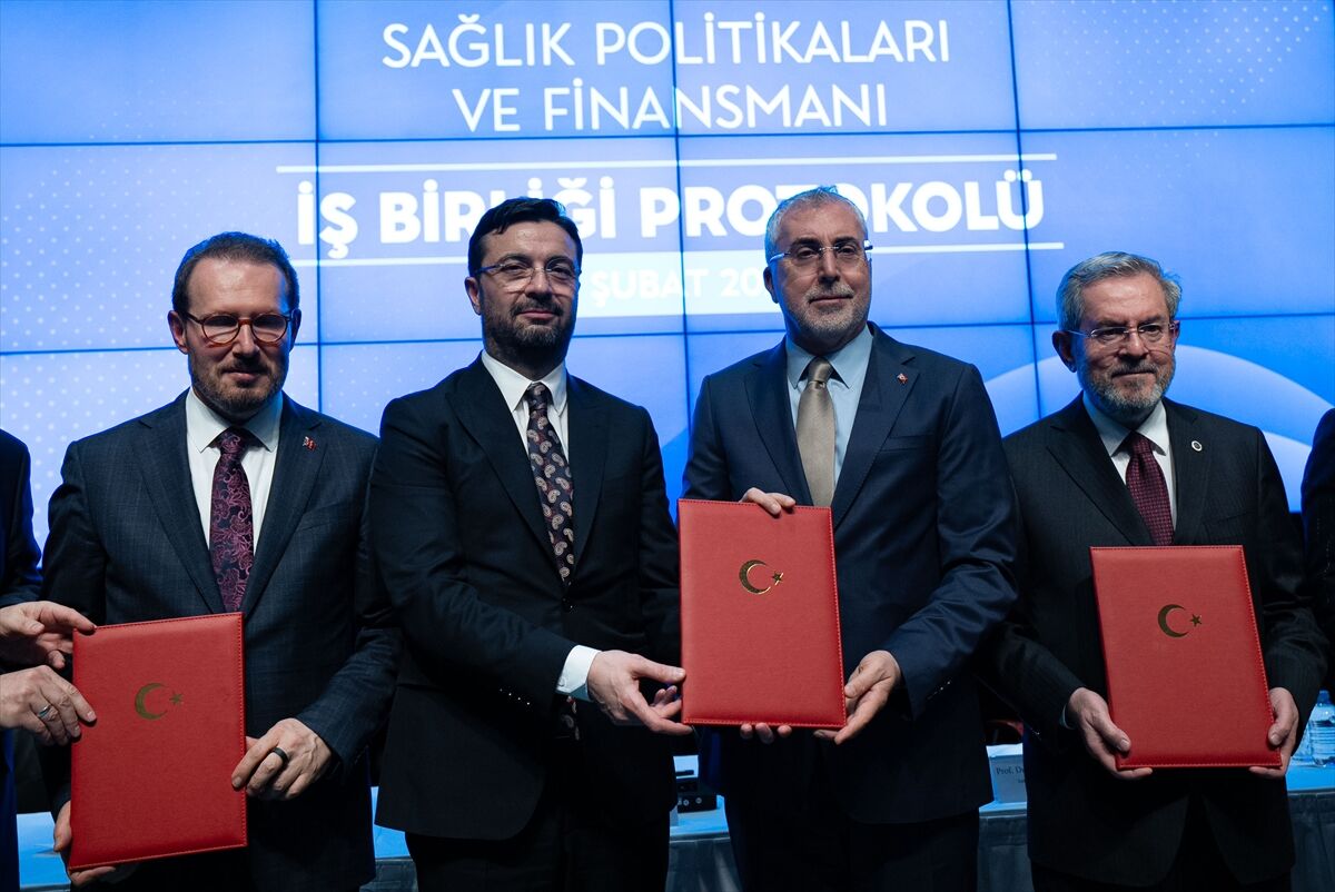 Bakan Işıkhan, 'Sağlık Politikaları ve Finansmanı İşbirliği Protokolü' imza töreninde konuştu: