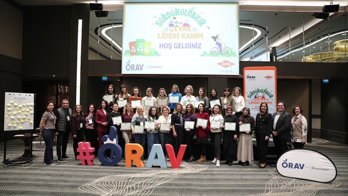 Öğretmenler 'Sürdürülebilir Çevre Lideri Kampı'nda buluştu