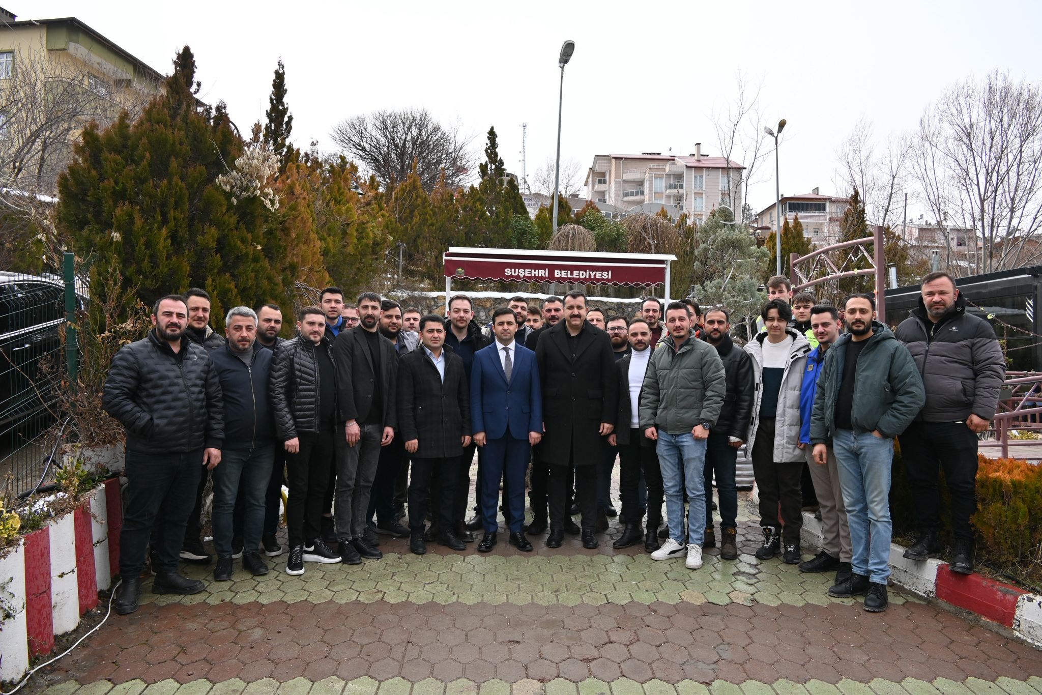 Suşehri Belediye Başkanı Kayaoğlu, gençlerle bir araya geldi