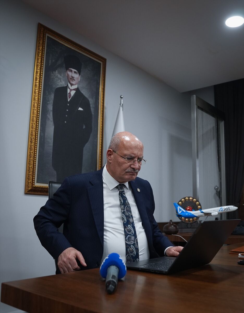 Ankara Ticaret Odası Başkanı Baran, AA'nın 'Yılın Kareleri' oylamasına katıldı