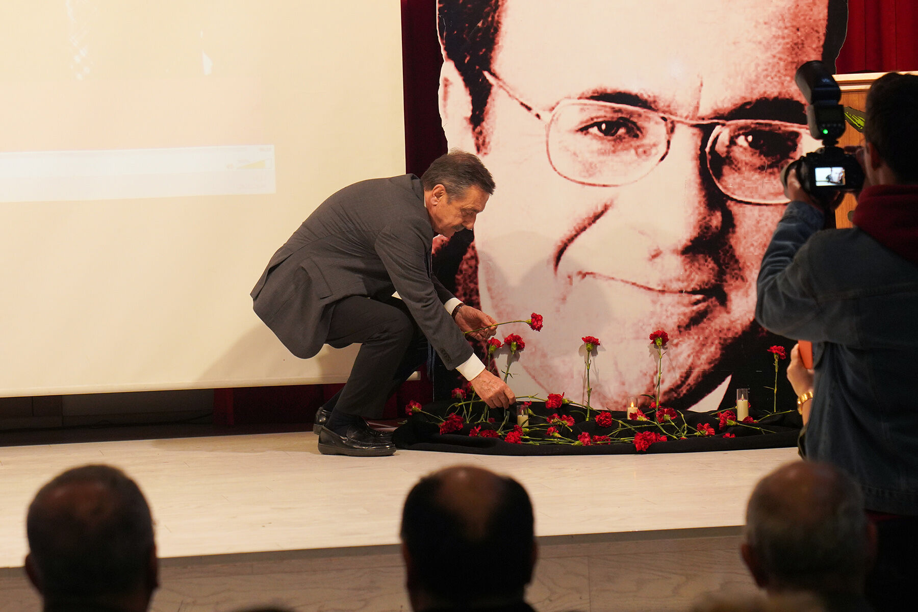 Uğur Mumcu belgesel gösterimiyle anıldı