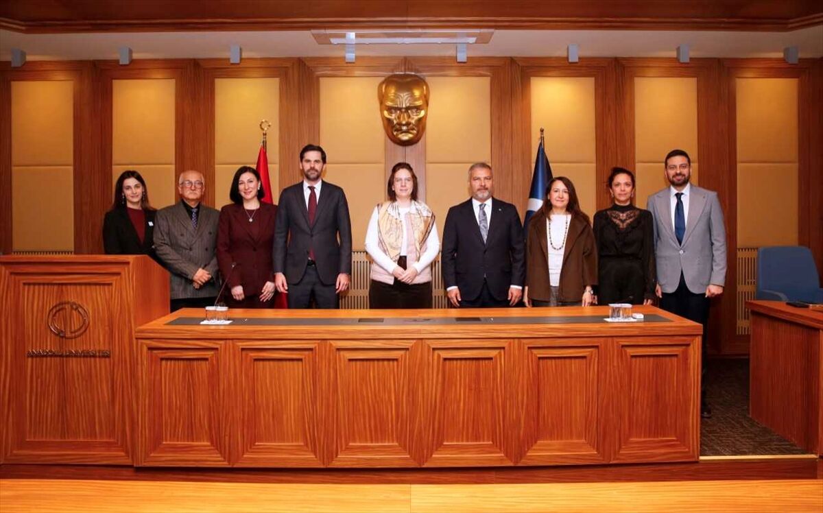 Anadolu Üniversitesinde 'Uluslararası Eğitim İşbirliği Protokolü' imzalandı