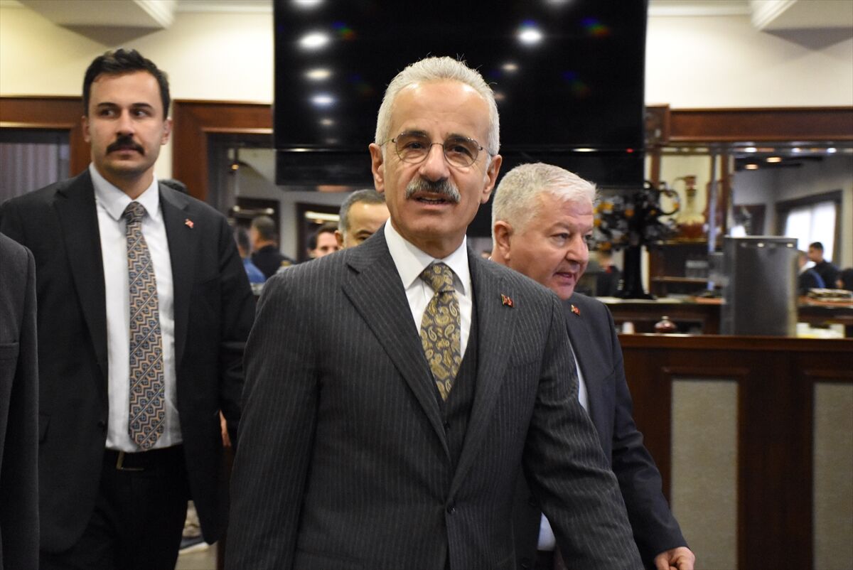 Bakan Uraloğlu, Aksaray'da 'STK ve İş Dünyası Buluşma Toplantısı'nda konuştu: