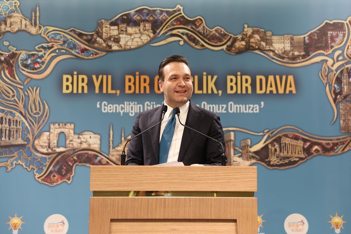AK Parti Gençlik Kolları, 'Bir Yıl, Bir Gençlik, Bir Dava' programı gerçekleştirdi