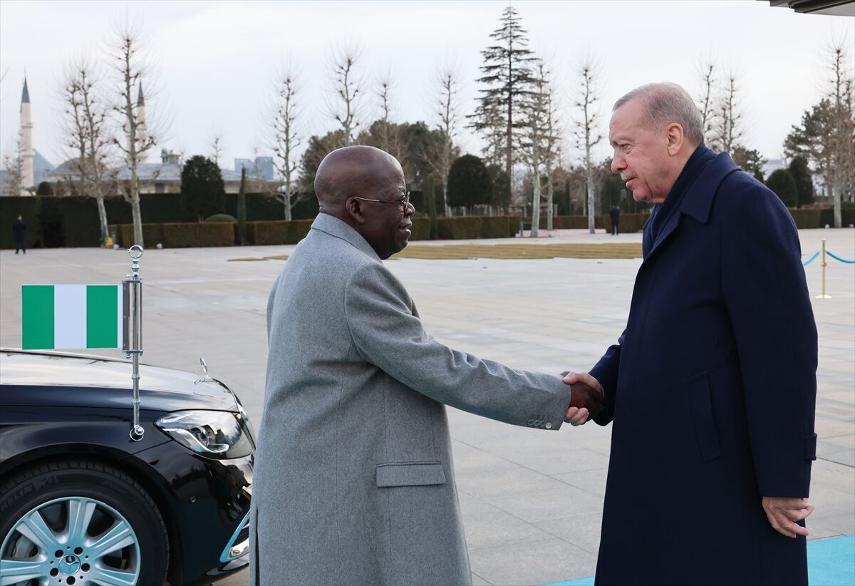 Cumhurbaşkanı Erdoğan, Nijerya Cumhurbaşkanı Tinubu'yu resmi törenle karşıladı
