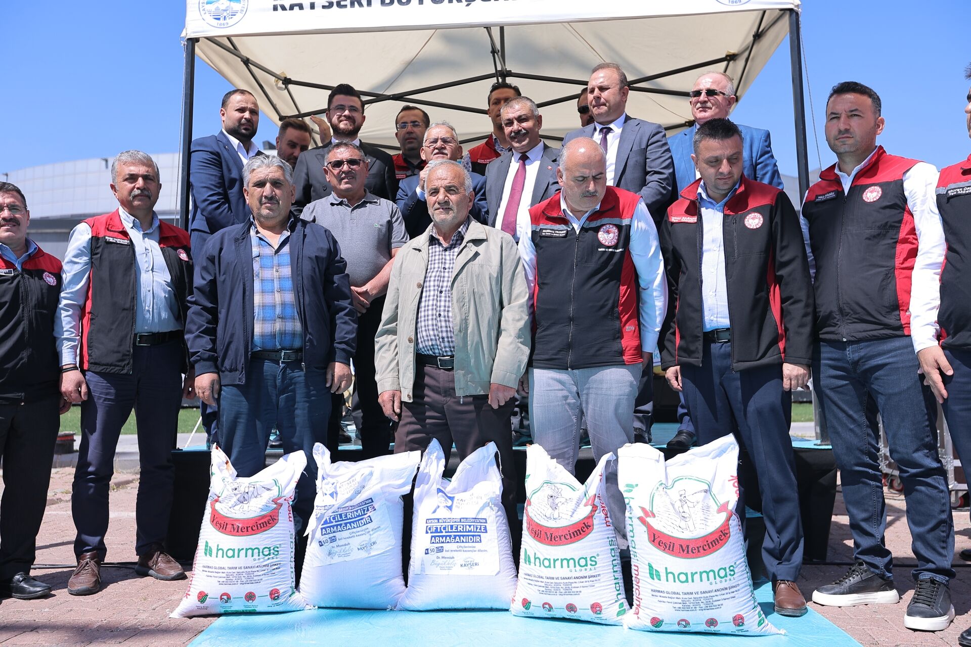 Kayseri Büyükşehir Belediyesinden çiftçilere 2025'te 12,5 milyon liralık tohum ve fidan desteği