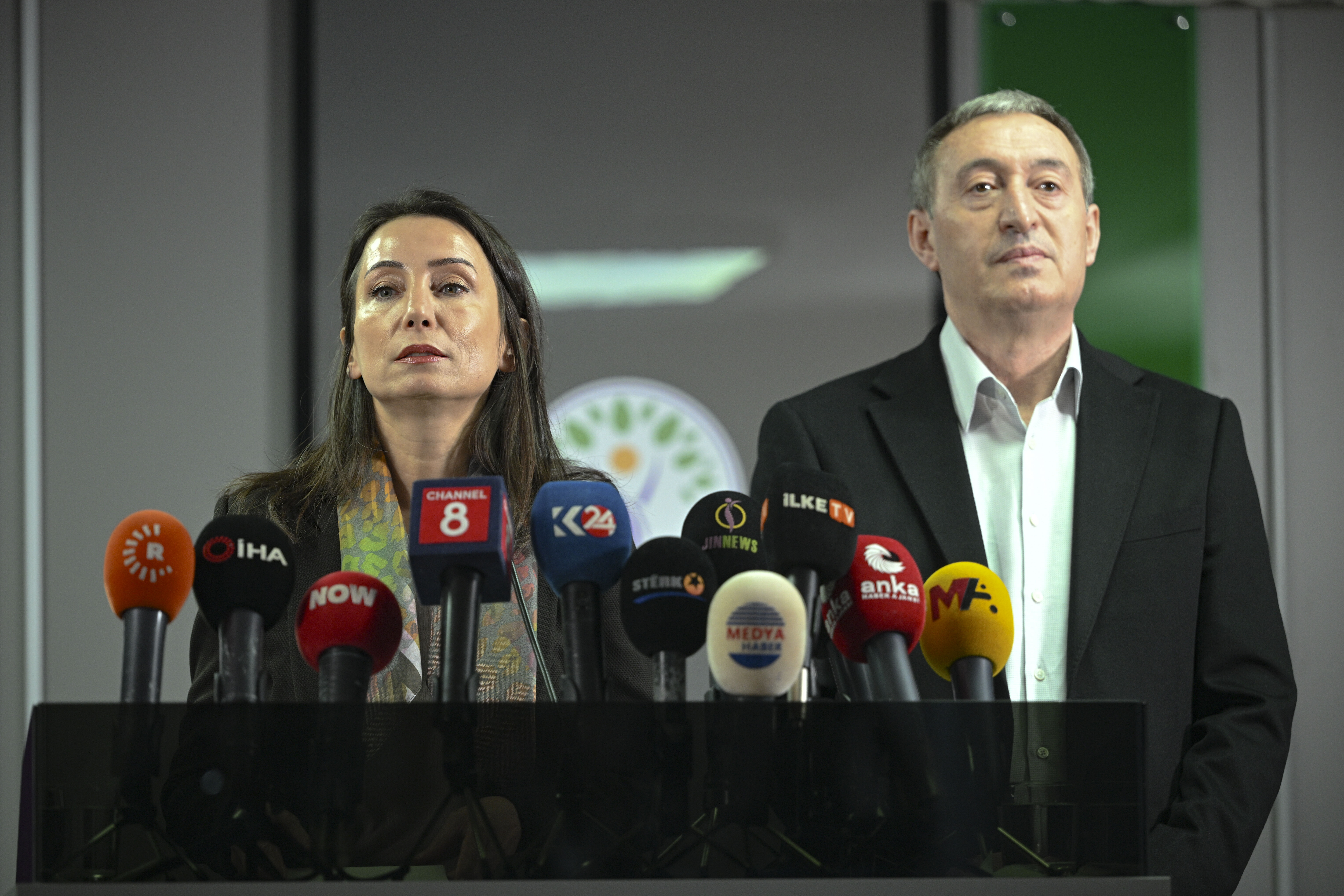 DEM Parti Eş Genel Başkanları Hatimoğulları ve Bakırhan, basın açıklaması yaptı