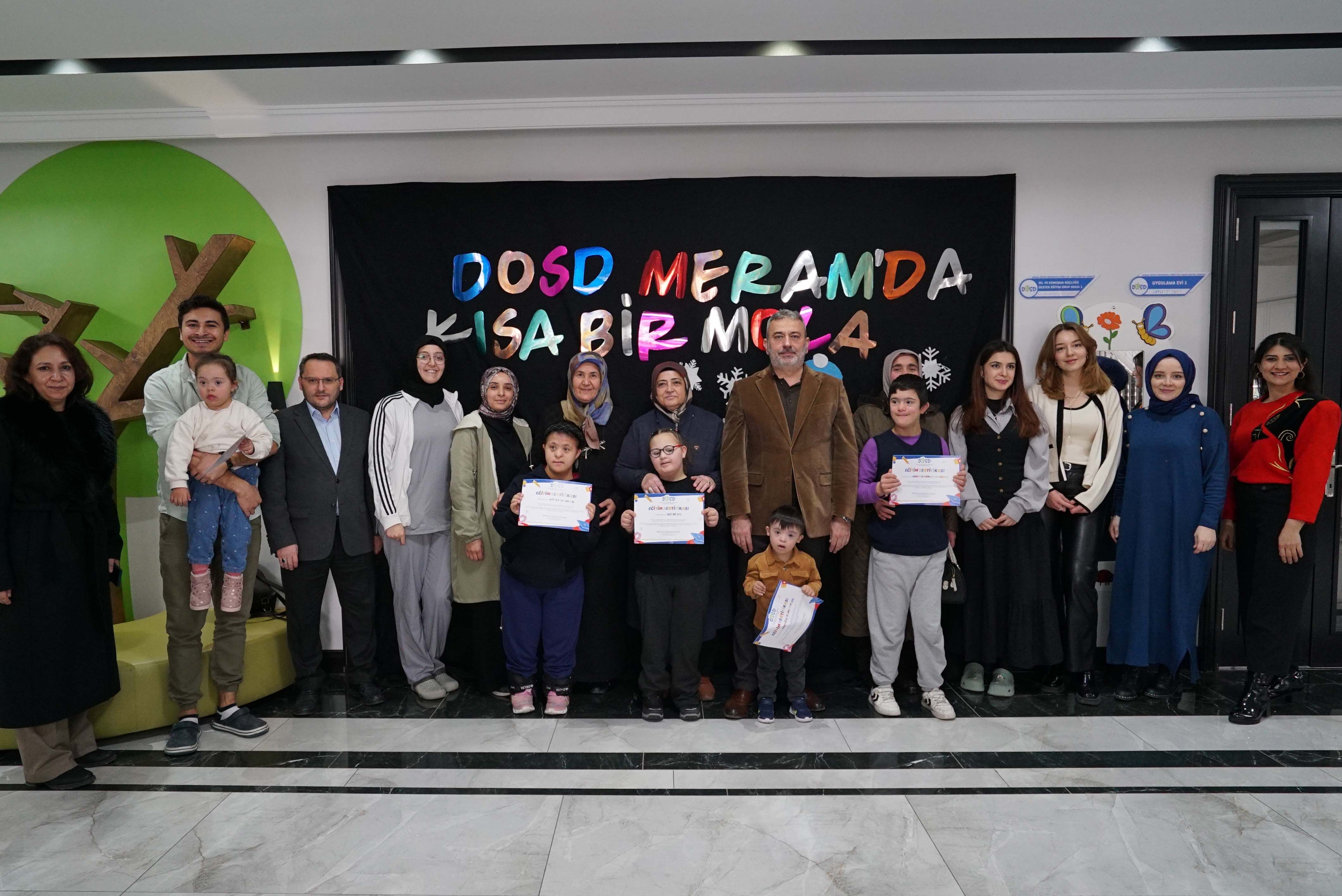 DOSD Meram'da öğrenciler başarı belgelerini aldı