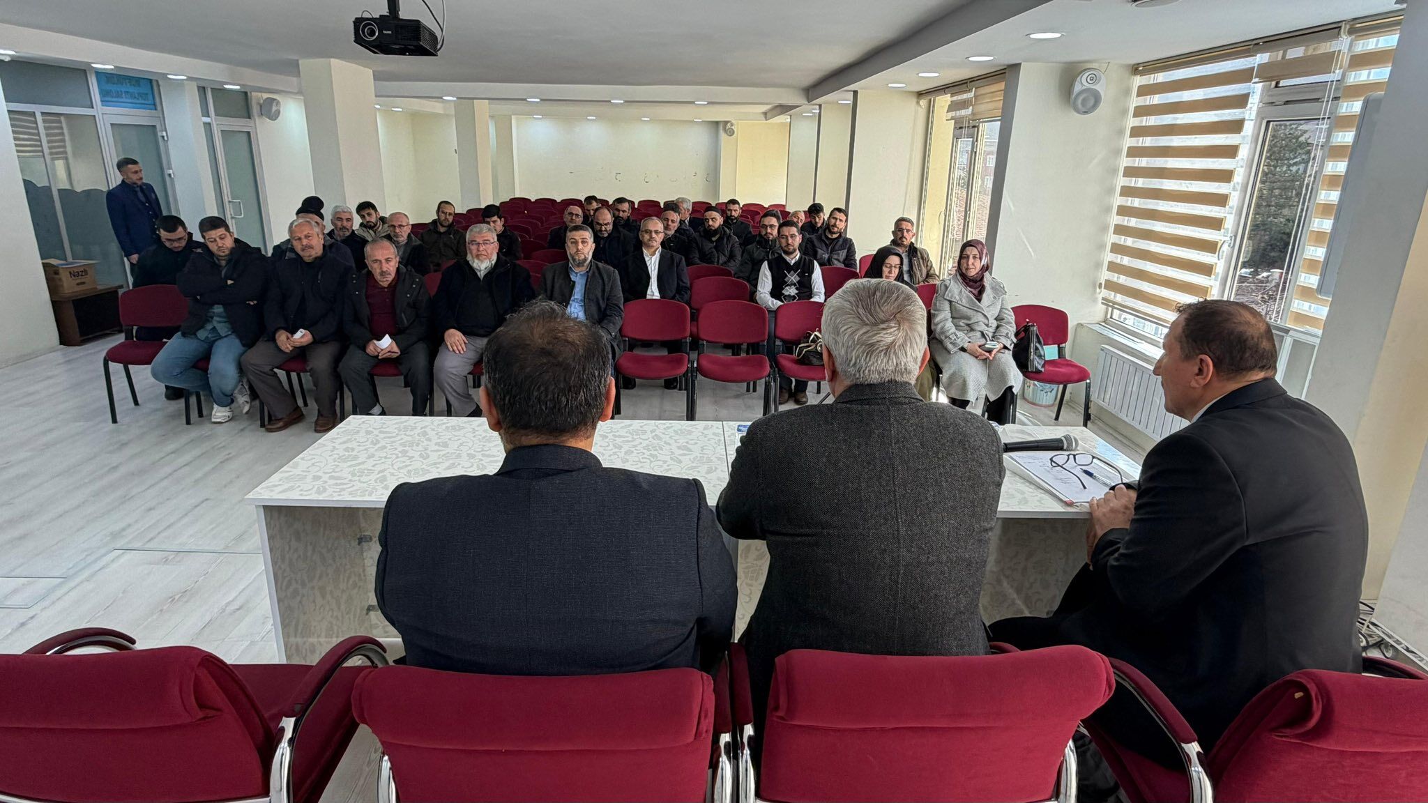 Seydişehir'de din görevlilerine hac eğitimi verildi