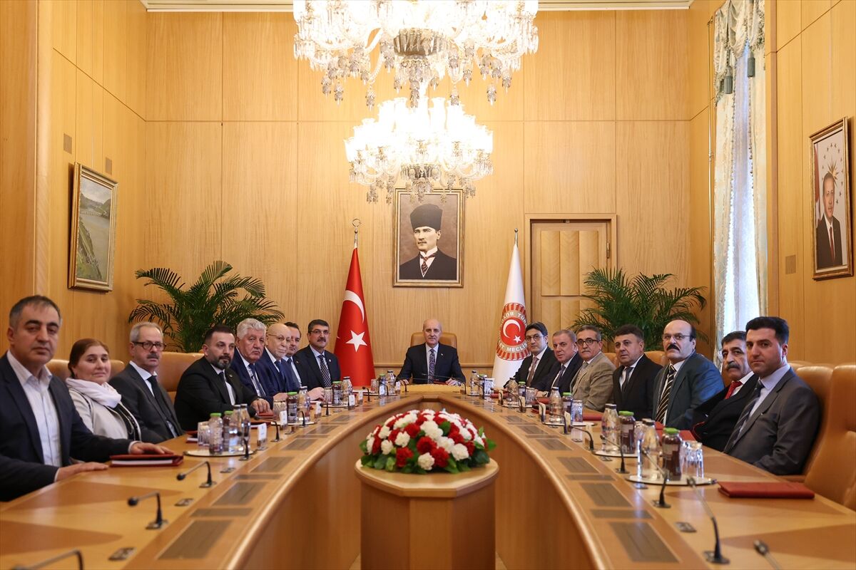 TBMM Başkanı Kurtulmuş, Ezidi heyetini kabul etti:
