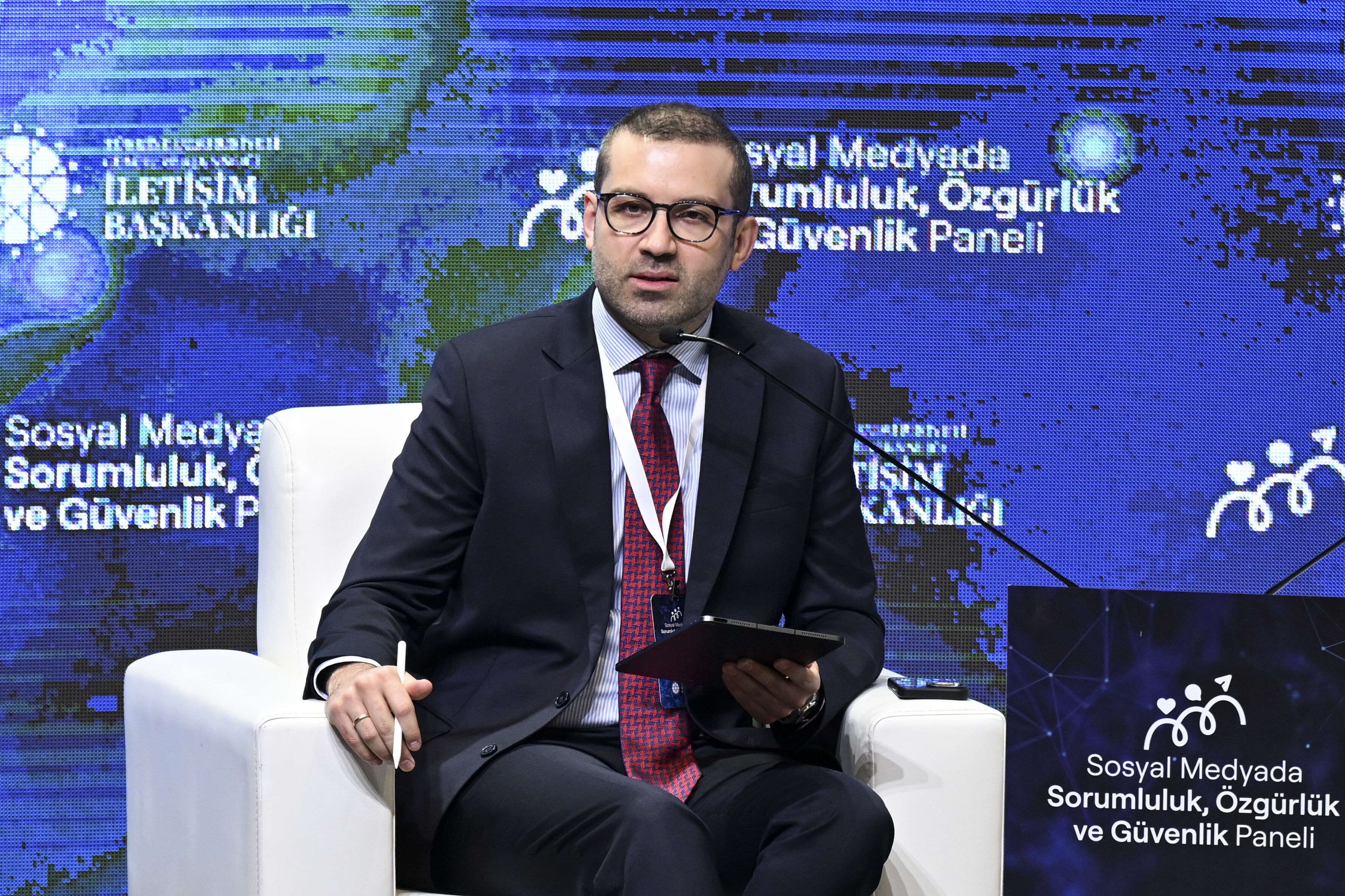 Cumhurbaşkanlığı İletişim Başkanlığından, 'Sosyal Medyada Sorumluluk, Özgürlük ve Güvenlik' paneli