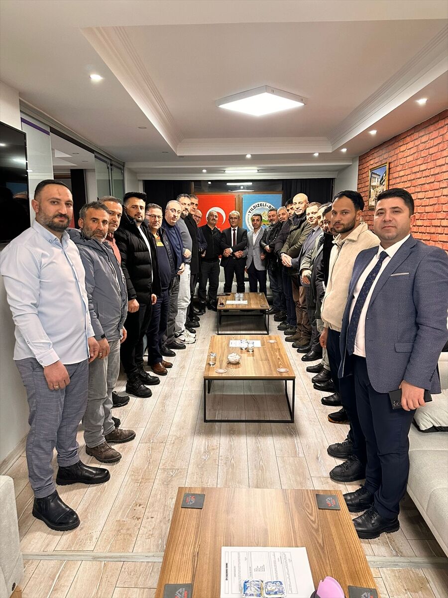 Sivas'ta Yıldızeli dernek başkanları bir araya geldi